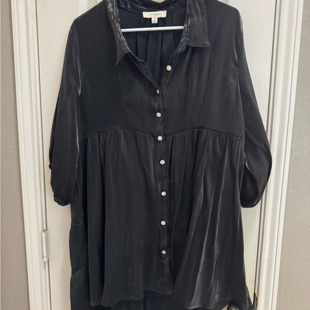 Umgee Black Button-Down Women's Shirt
